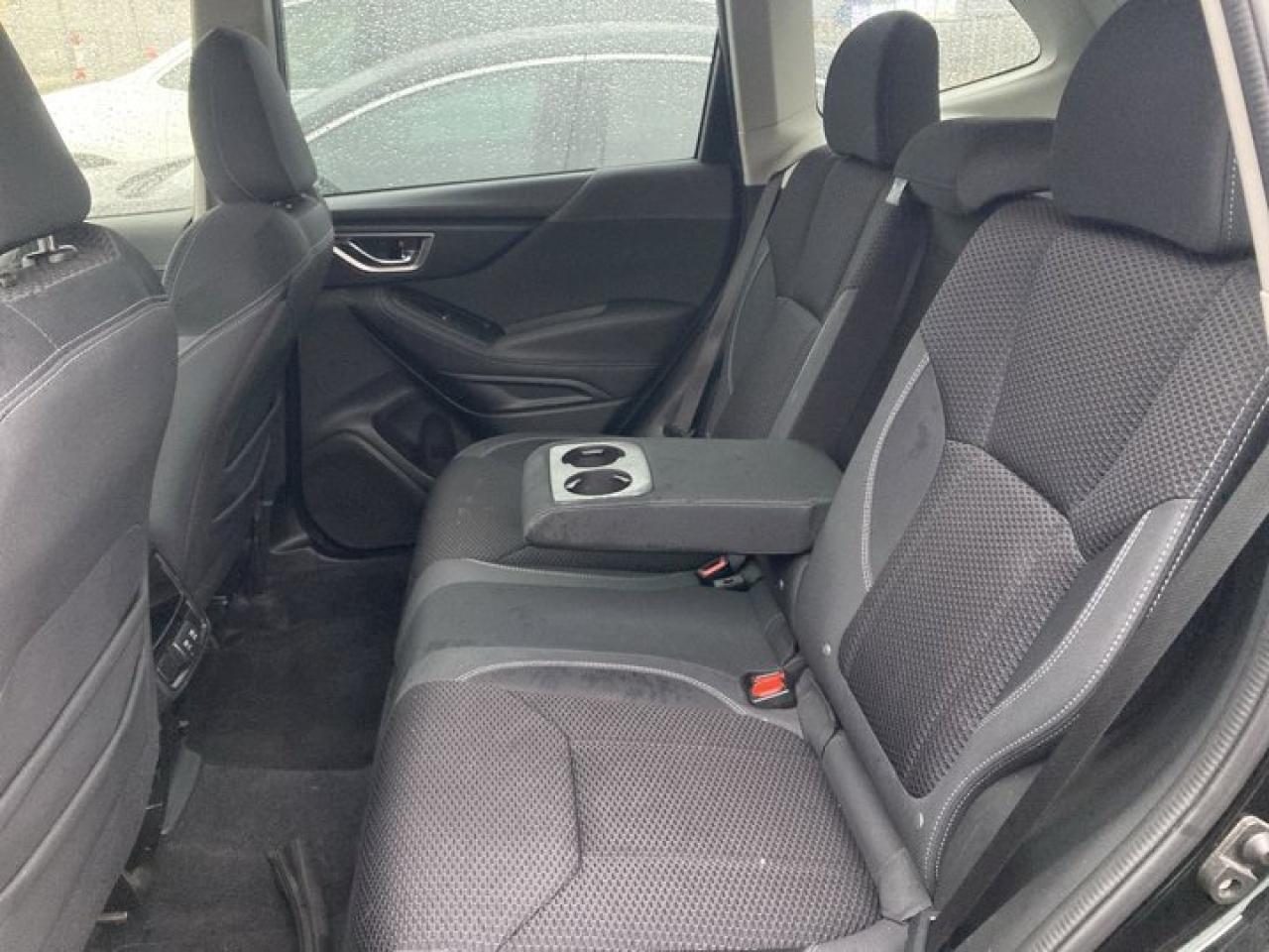 2022 Subaru Forester AWD Photo2