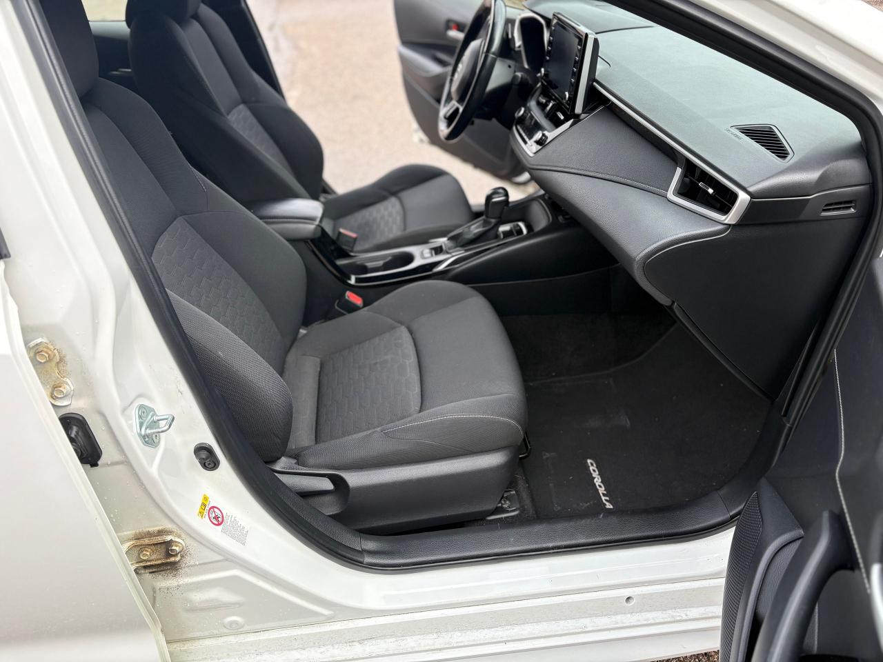 2019 Toyota Corolla AUTO,HATCHBACK,NO ACCIDENT HISTORY,CERTIFIED Photo