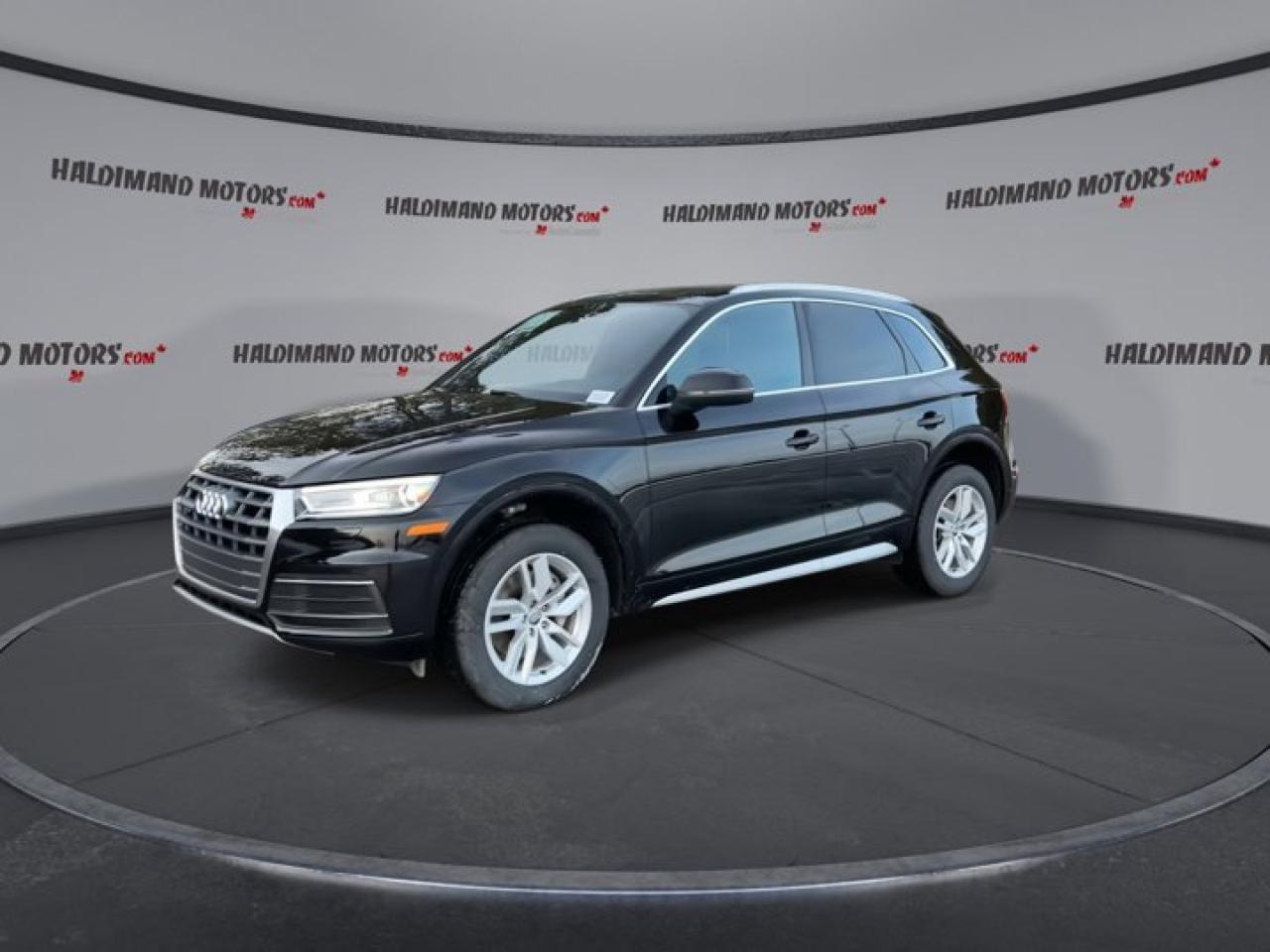 2020 Audi Q5 2.0T Quattro | Leather Seats | Heated Seats | Heated Steering Wheel Photo