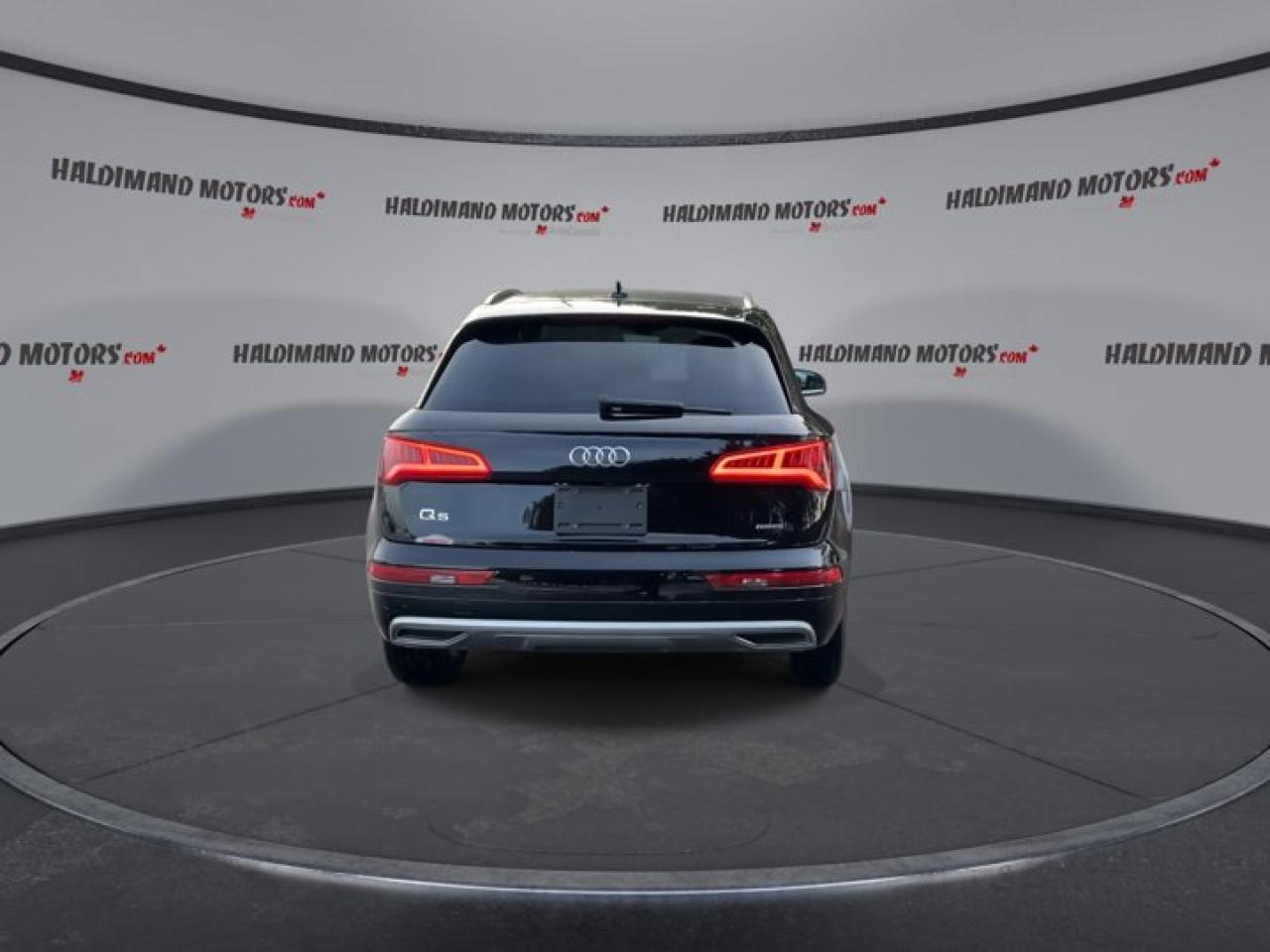 2020 Audi Q5 2.0T Quattro | Leather Seats | Heated Seats | Heated Steering Wheel Photo