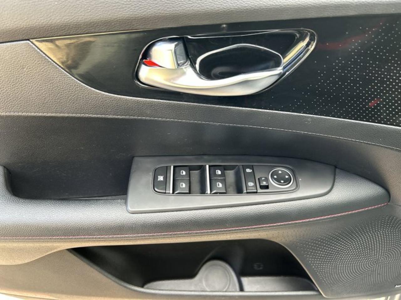 2022 Kia Forte GT Limited | Sunroof | Remote Start | AC Seats |  Leather Seats Photo