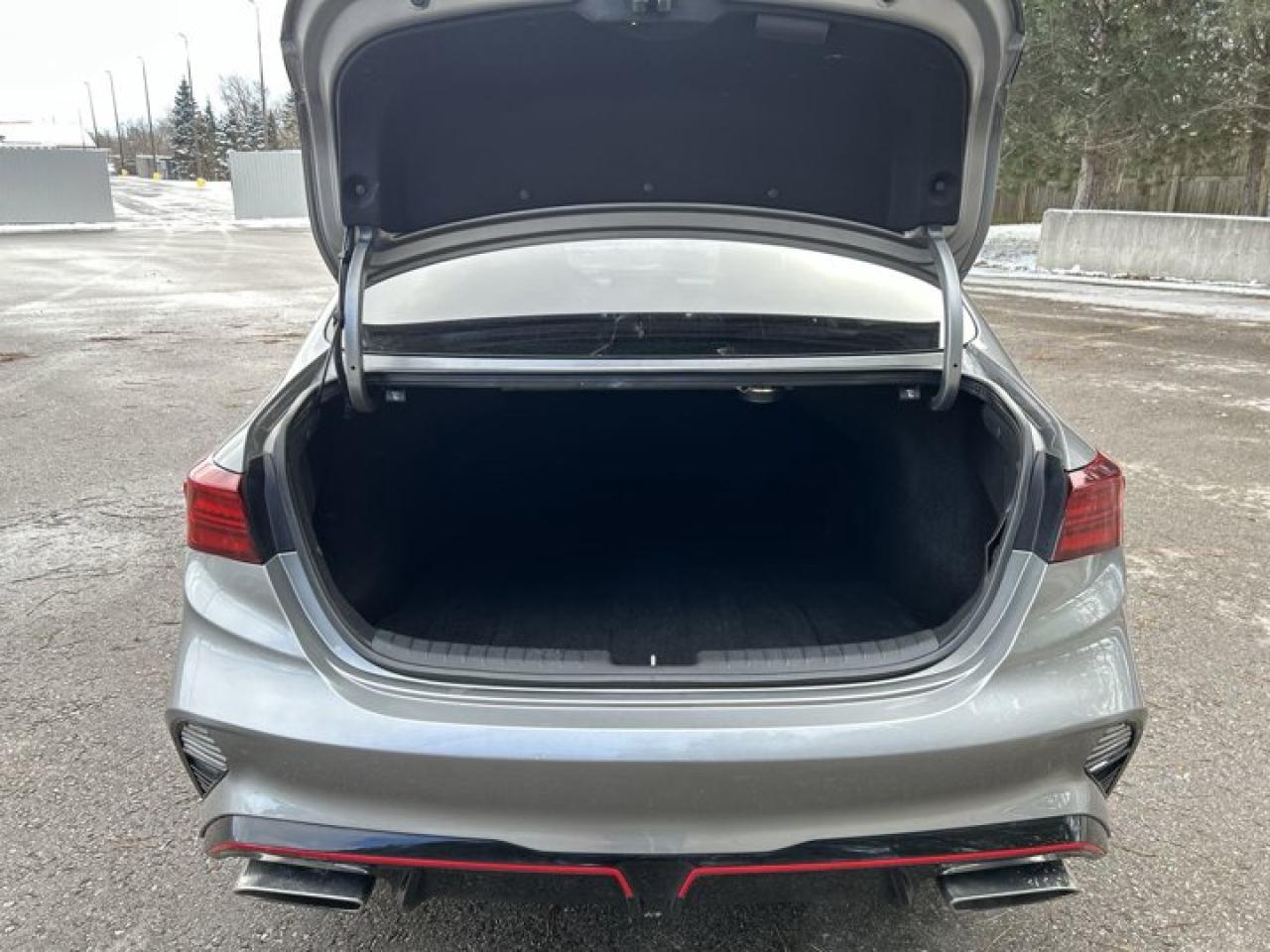 2022 Kia Forte GT Limited | Sunroof | Remote Start | AC Seats |  Leather Seats Photo