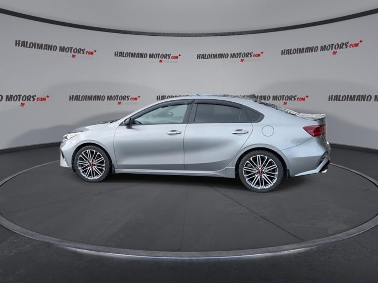 2022 Kia Forte GT Limited | One owner | Sunroof | Leather Seats Photo4