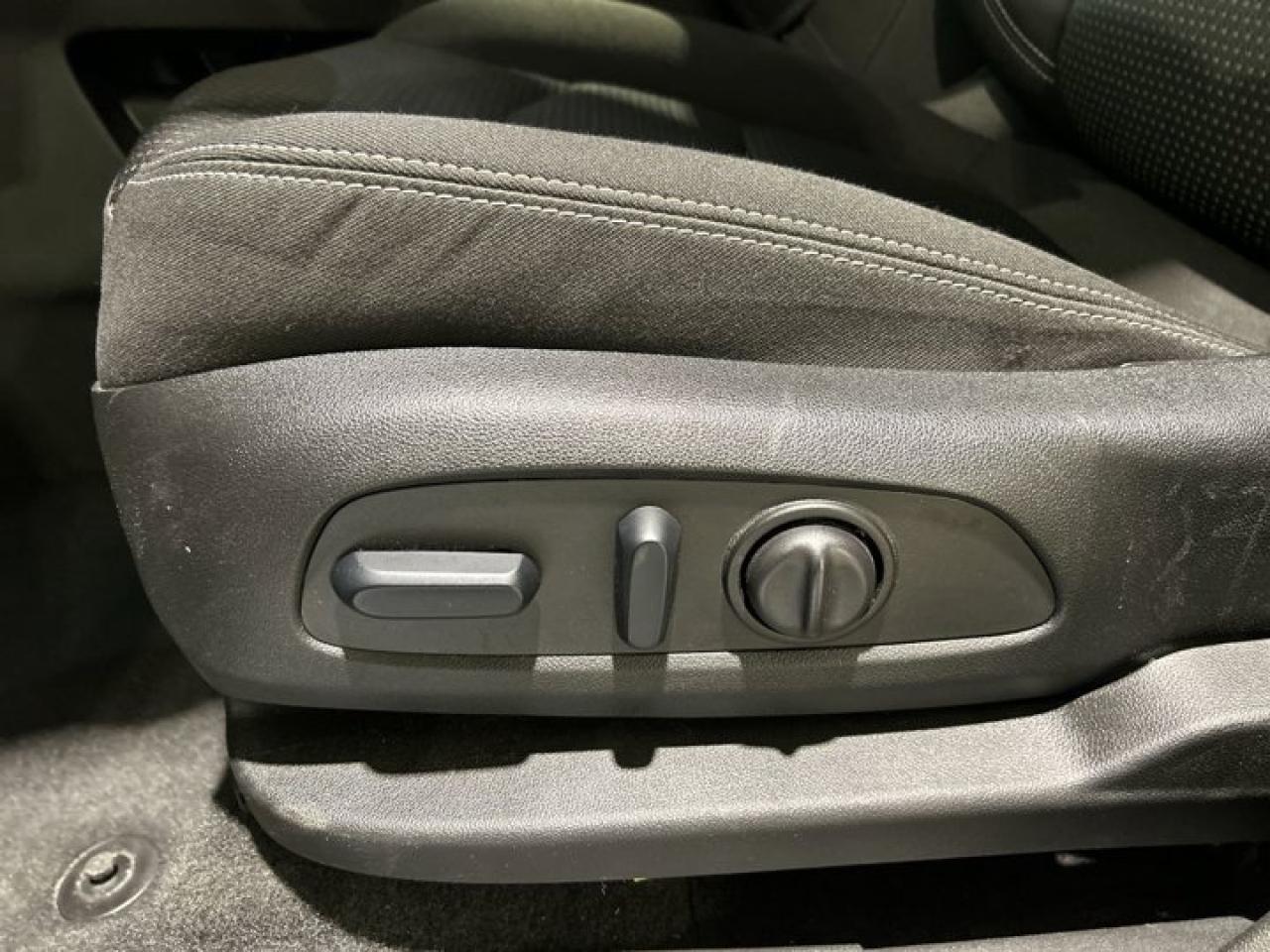 2024 GMC Terrain SLE AWD Photo4