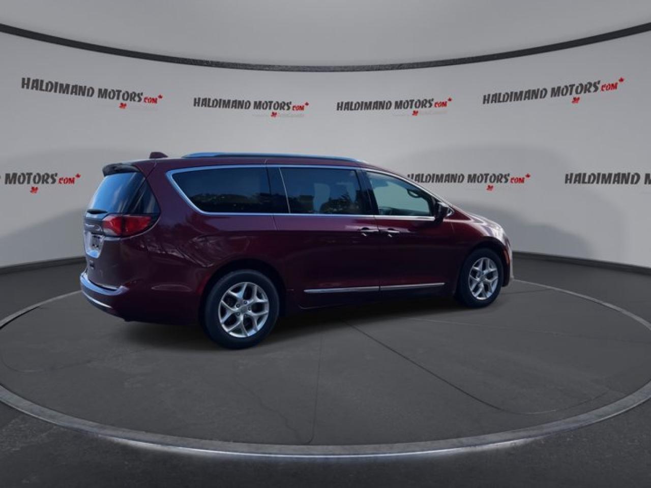 2017 Chrysler Pacifica Touring-L Plus| 360 Camera |  Leather Seats | Remote Start Photo