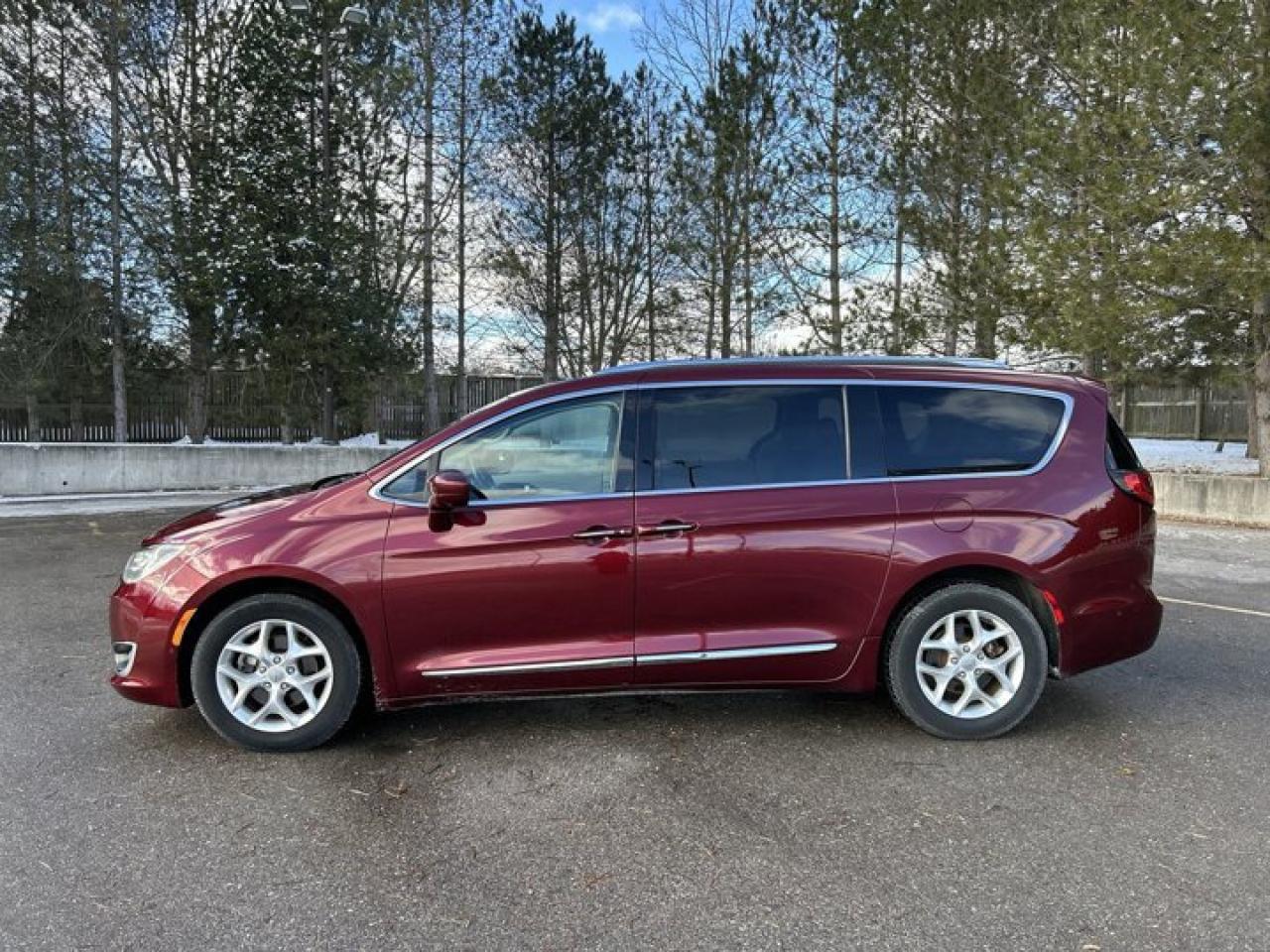 2017 Chrysler Pacifica Touring-L Plus| 360 Camera |  Leather Seats | Remote Start Photo