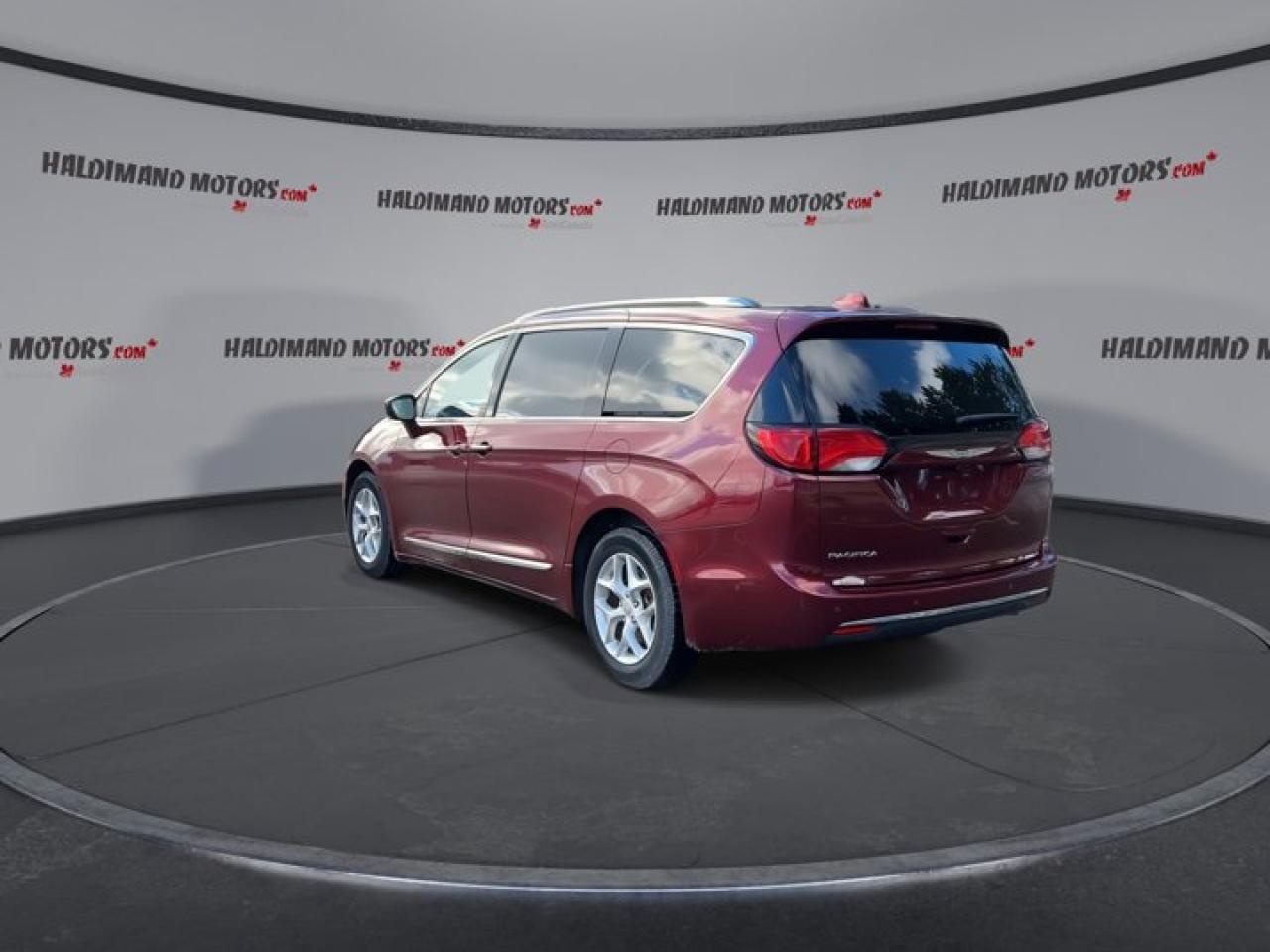 2017 Chrysler Pacifica Touring-L Plus| 360 Camera |  Leather Seats | Remote Start Photo