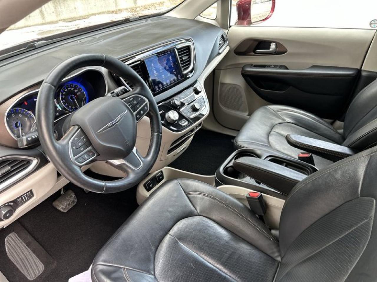 2017 Chrysler Pacifica Touring-L Plus| 360 Camera |  Leather Seats | Remote Start Photo