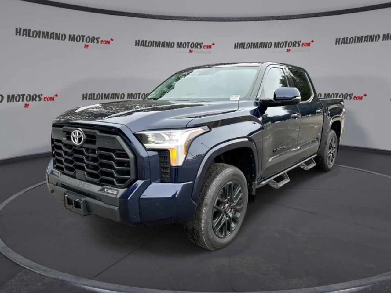 2023 Toyota Tundra SR5 4x4 CrewMax Photo0