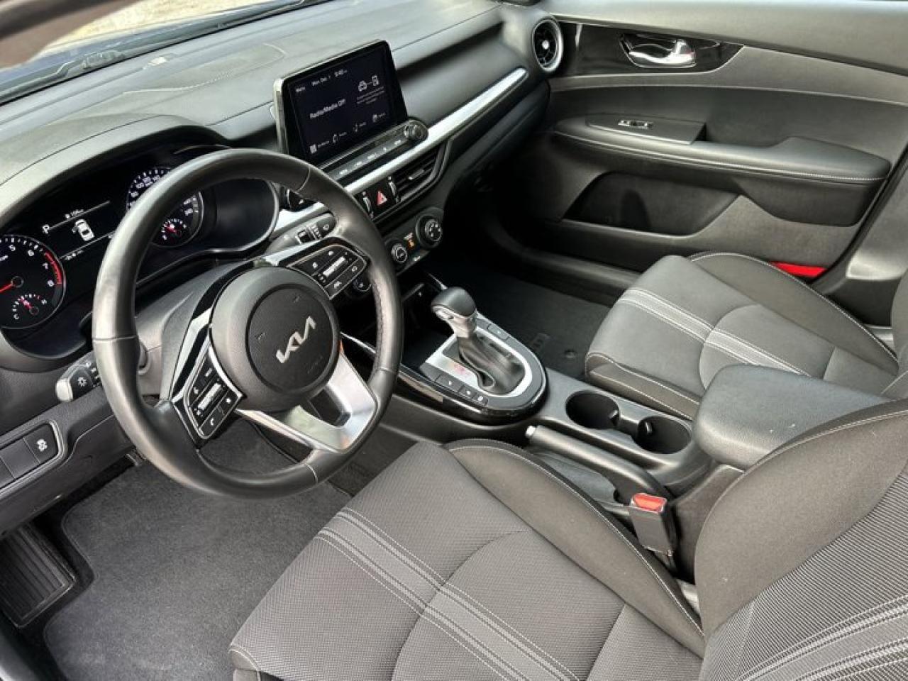 2024 Kia Forte EX Photo