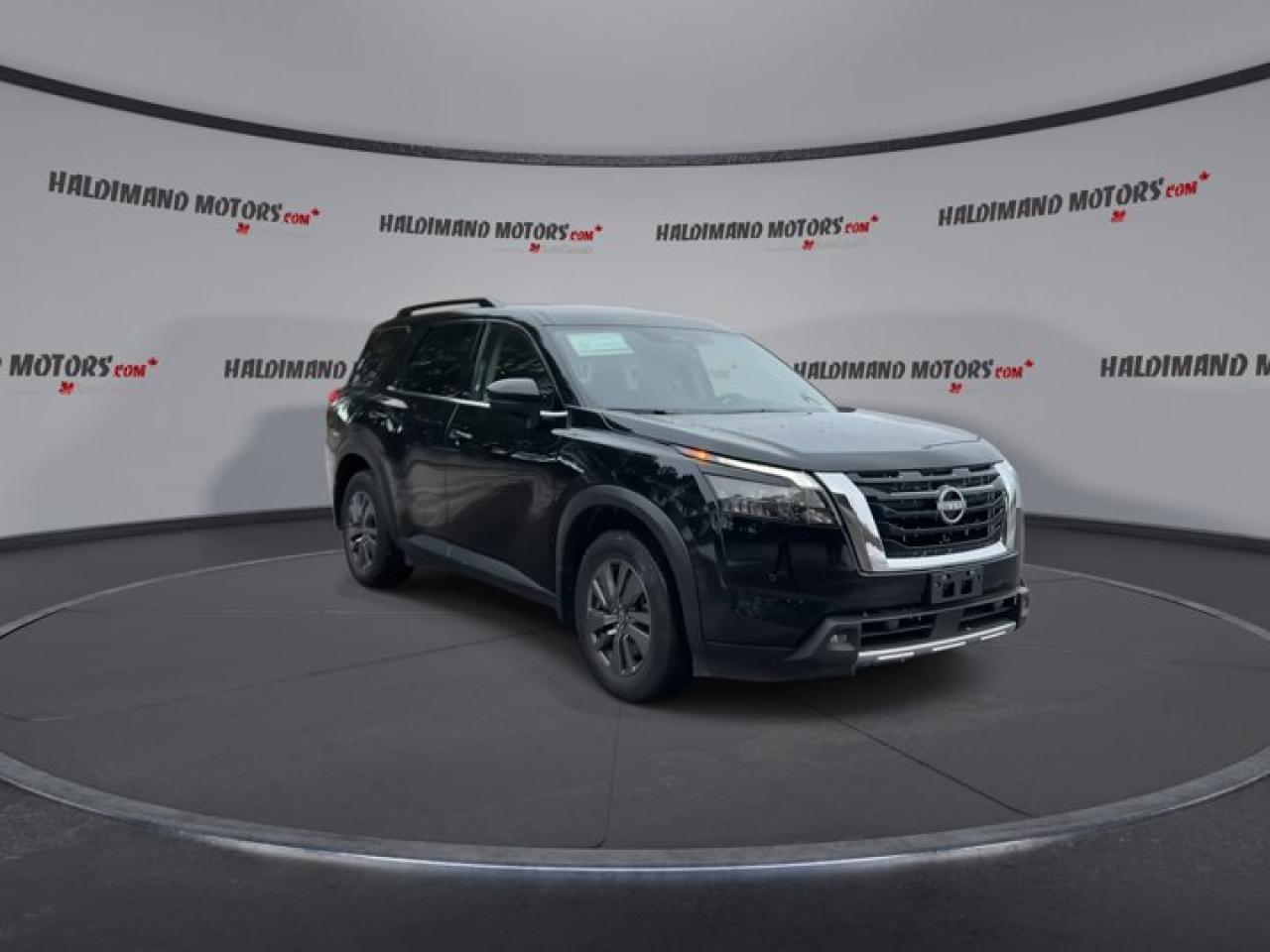 2024 Nissan Pathfinder SV 4WD | Remote Start | Panoramic Roof | 360 Camera | Heated Seats Photo