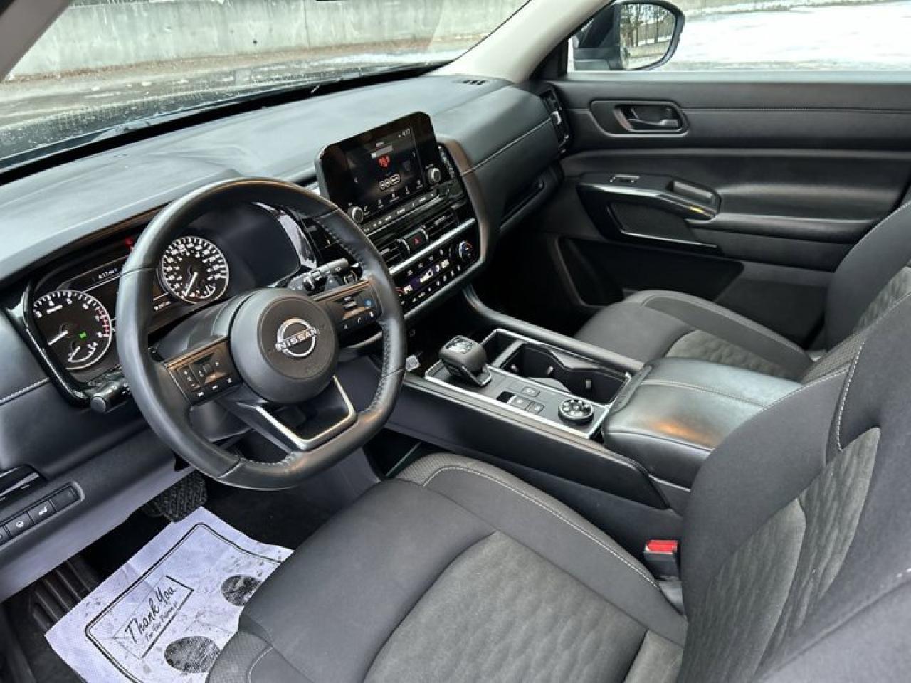 2024 Nissan Pathfinder SV 4WD | Remote Start | Panoramic Roof | 360 Camera | Heated Seats Photo