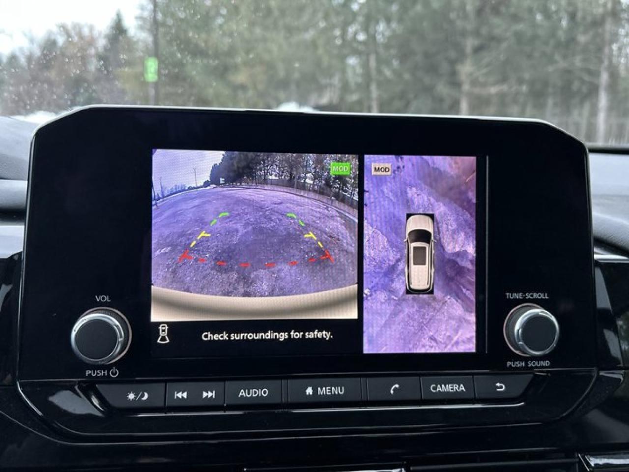 2024 Nissan Pathfinder SV 4WD | Remote Start | Panoramic Roof | 360 Camera | Heated Seats Photo