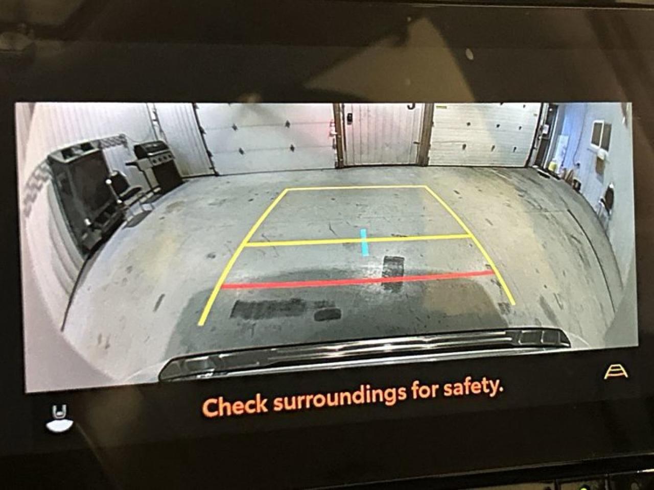 2023 Toyota Highlander Hybrid Limited AWD | 2nd Row Captain Seats | Leather Seats | Panoramic Roof Photo