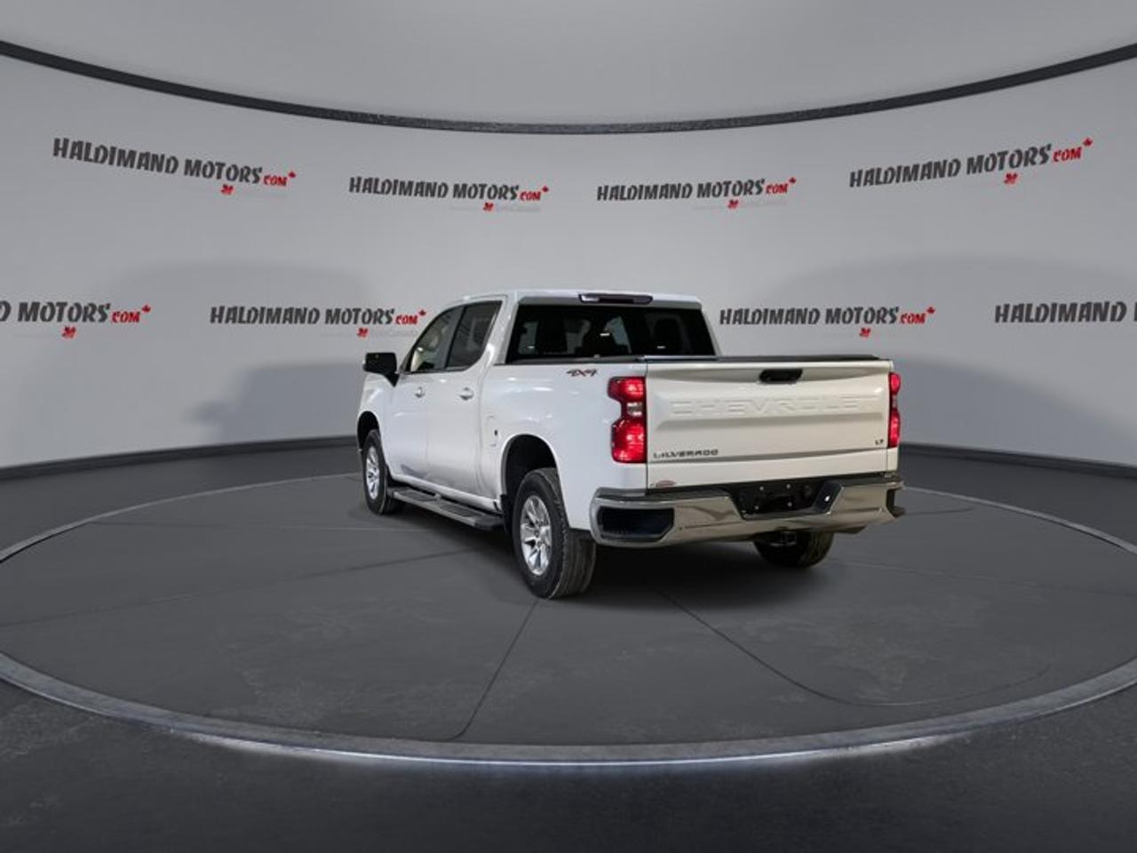 2022 Chevrolet Silverado 1500 LT Crew Cab Short Box 4wd Diesel Photo