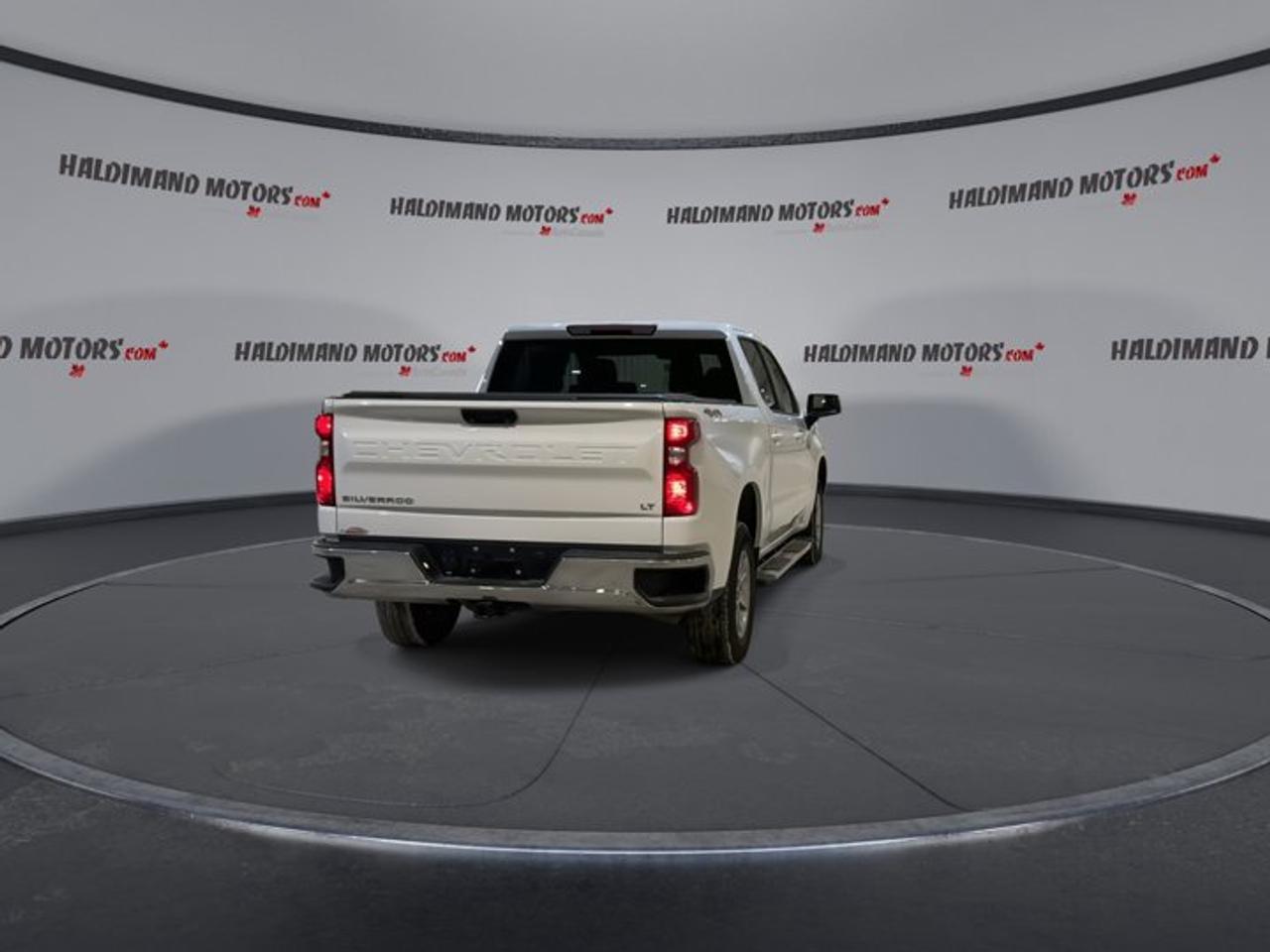 2022 Chevrolet Silverado 1500 LT Crew Cab Short Box 4wd Diesel Photo