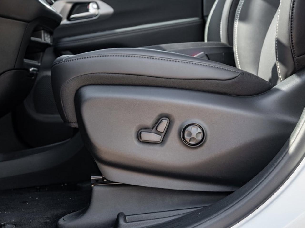 2026 Dodge Grand Caravan SXT Photo