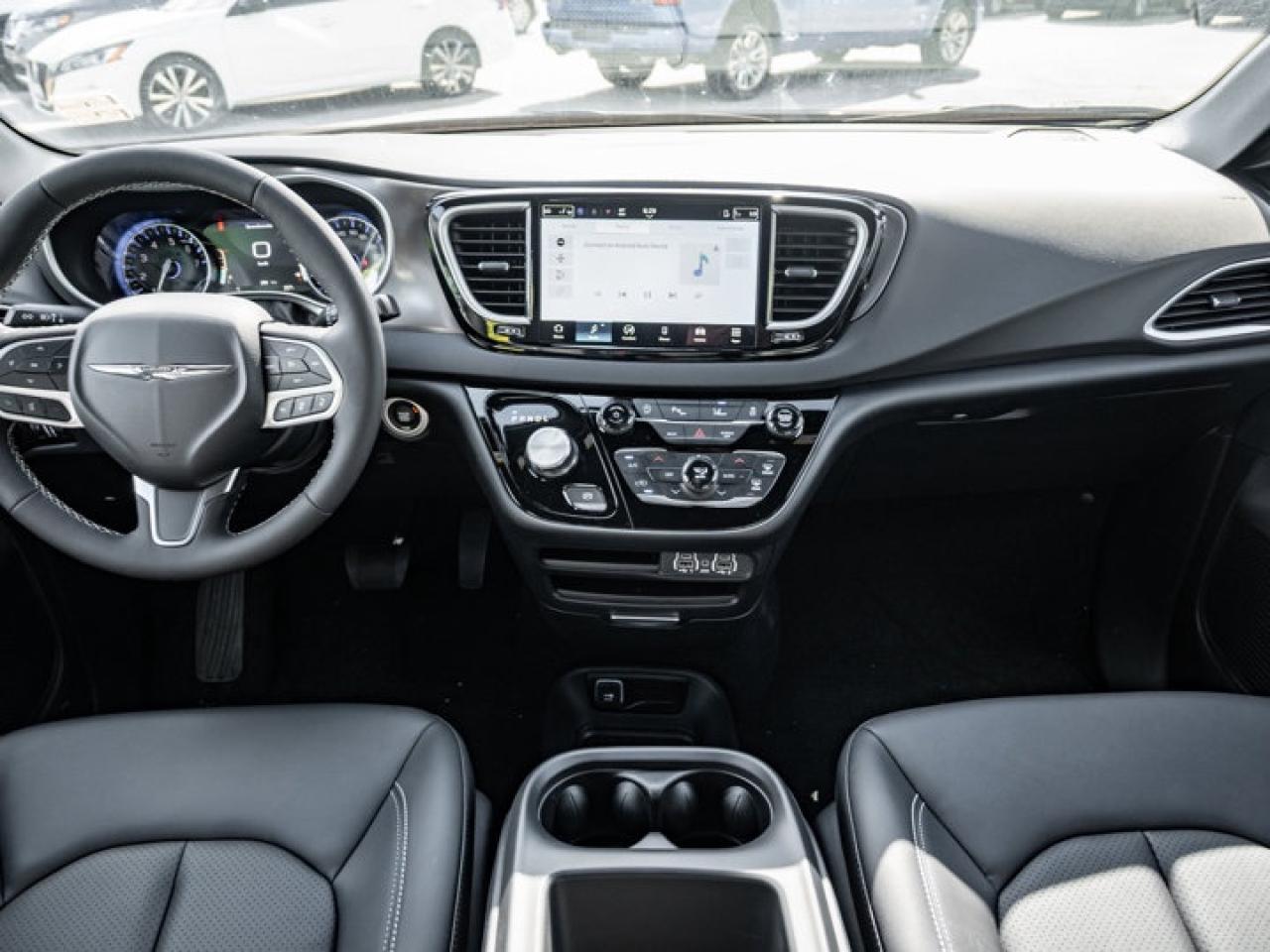 2026 Dodge Grand Caravan SXT Photo