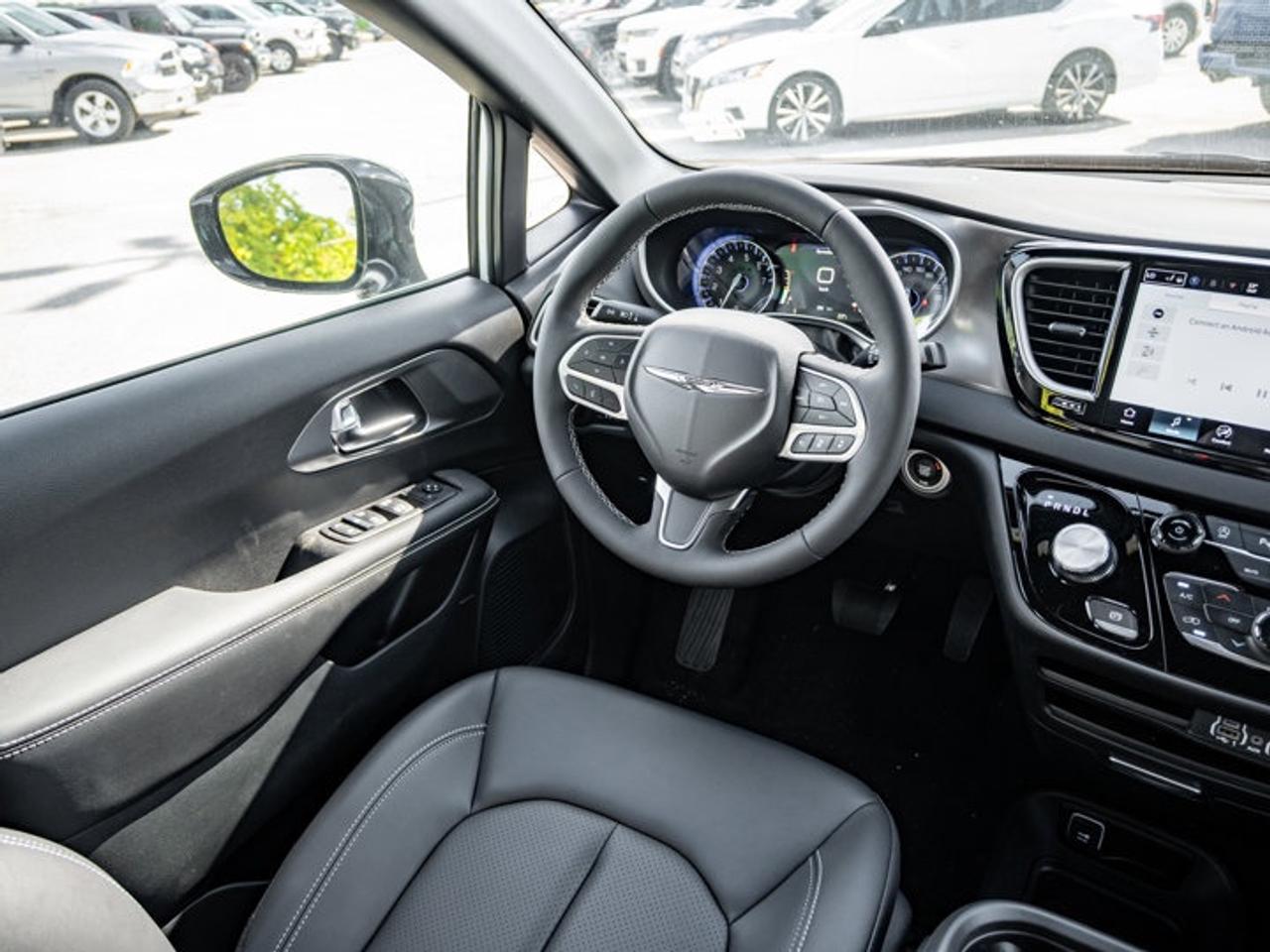 2026 Dodge Grand Caravan SXT Photo