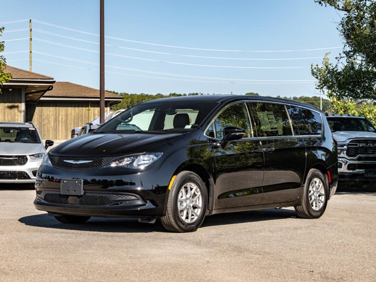 2026 Dodge Grand Caravan SXT Photo