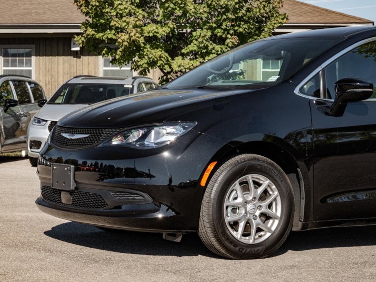 2026 Dodge Grand Caravan SXT Photo