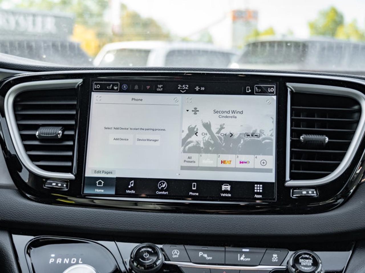 2026 Dodge Grand Caravan SXT Photo