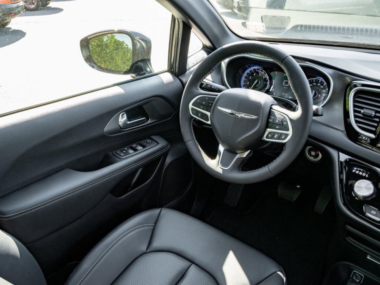 2026 Dodge Grand Caravan SXT Photo