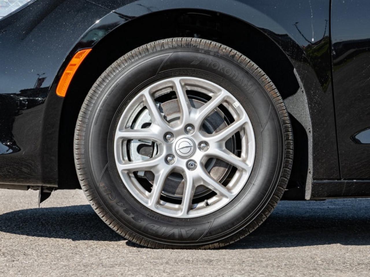 2026 Dodge Grand Caravan SXT Photo