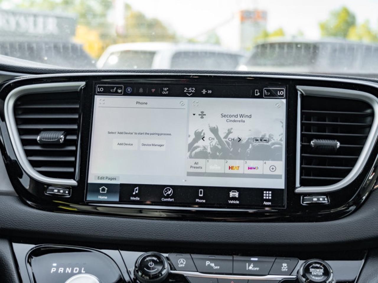 2026 Dodge Grand Caravan SXT Photo