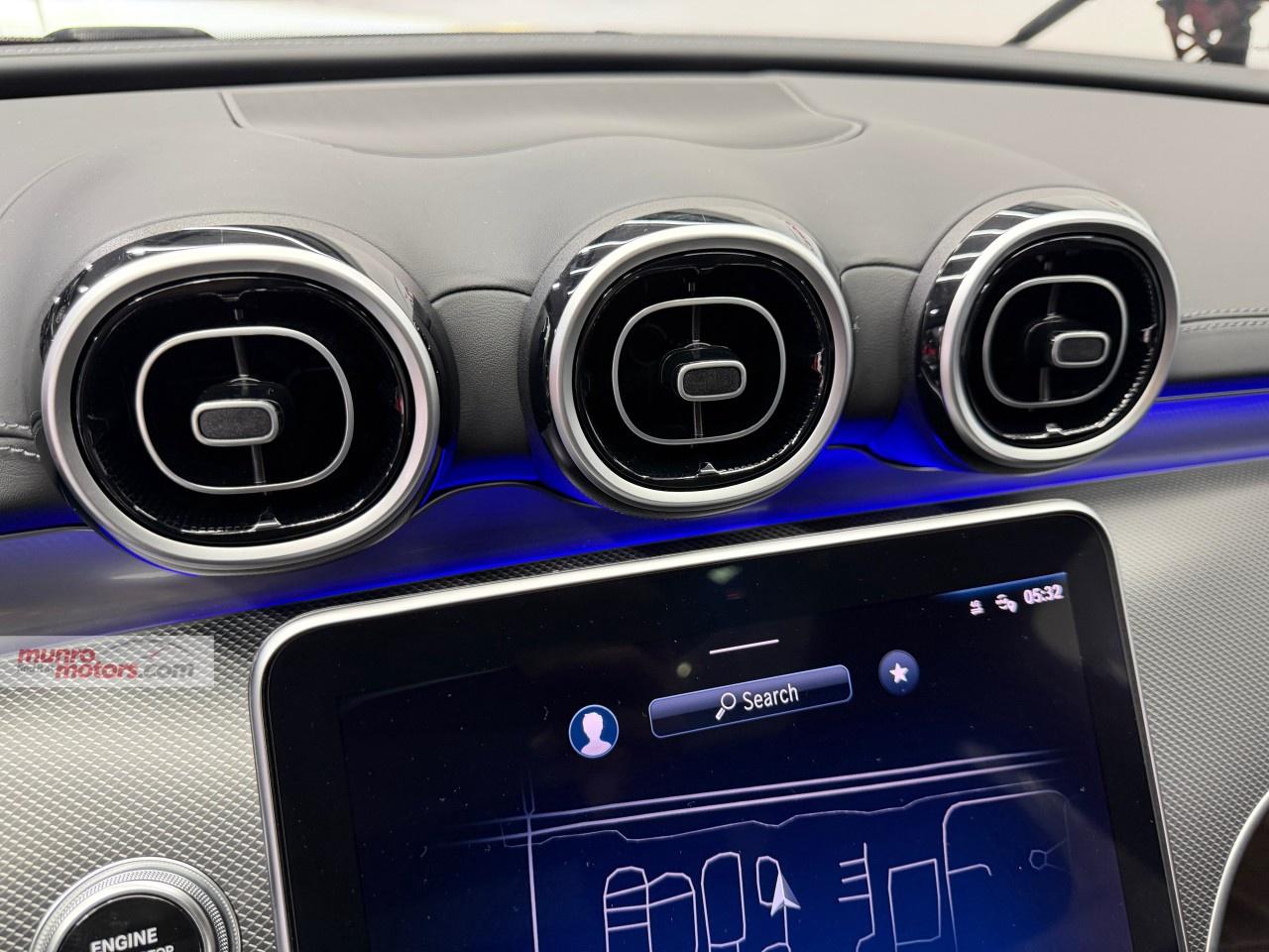 2024 Mercedes-Benz C-Class C 300 4MATIC Sedan Photo