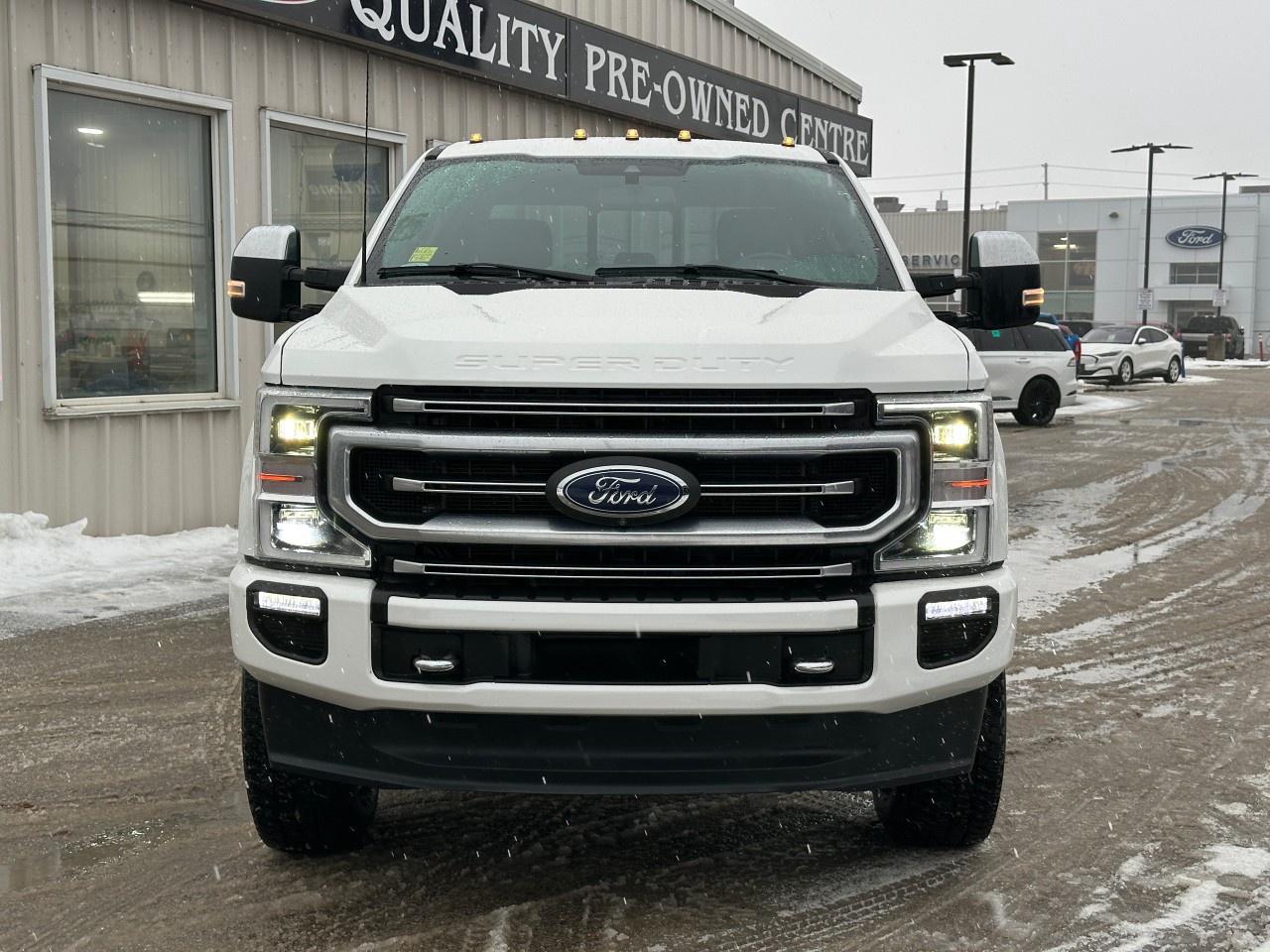 2022 Ford F-250 Super Duty SRW PLATINUM 4WD CREW CAB 6.75' BOX Photo2
