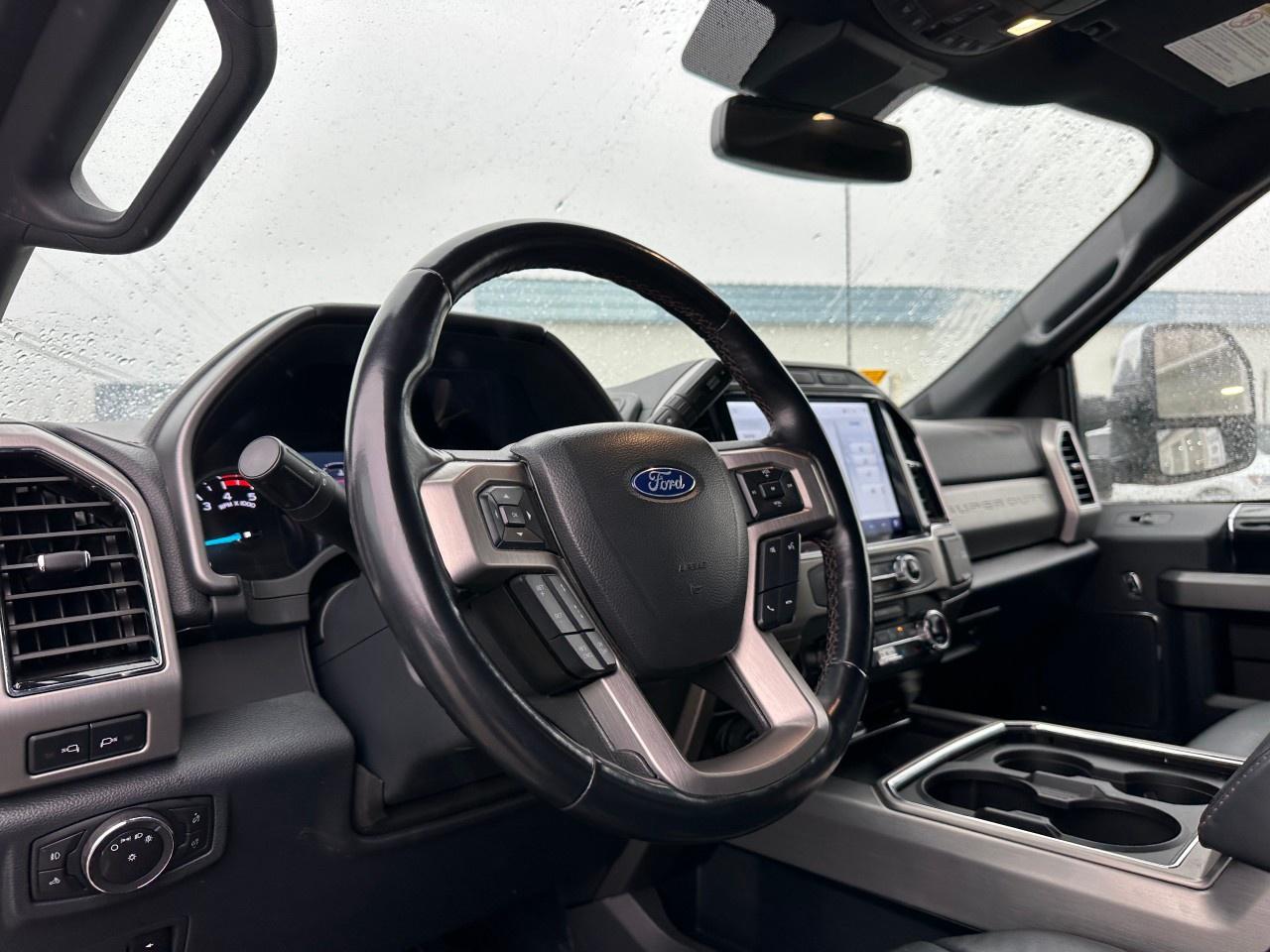 2022 Ford F-250 Super Duty SRW PLATINUM 4WD CREW CAB 6.75' BOX Photo