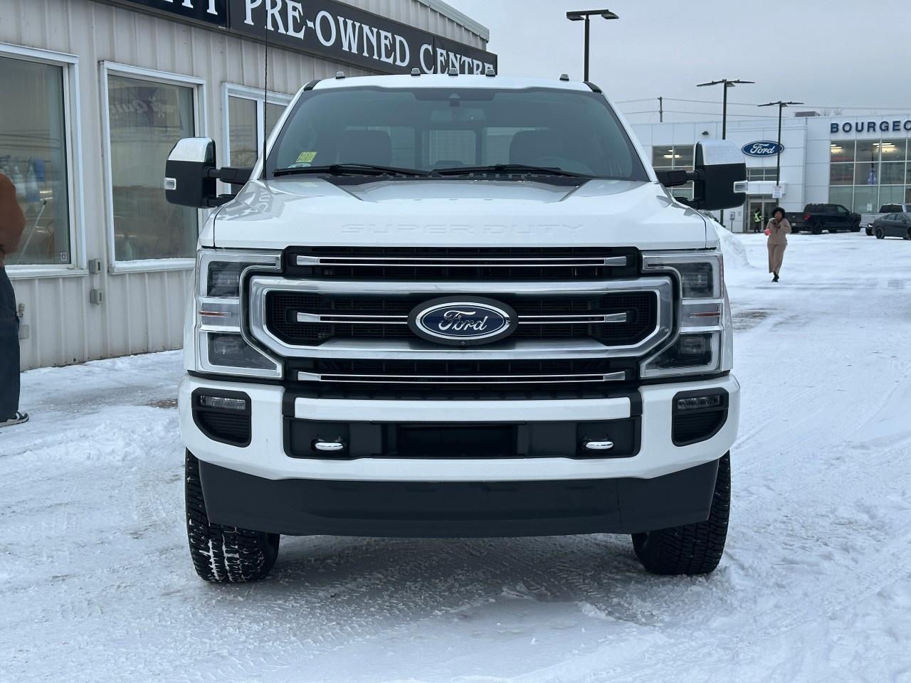 2022 Ford F-250 Super Duty SRW PLATINUM 4WD CREW CAB 6.75' BOX Photo2