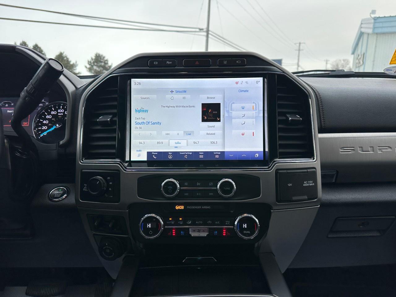 2022 Ford F-250 Super Duty SRW PLATINUM 4WD CREW CAB 6.75' BOX Photo