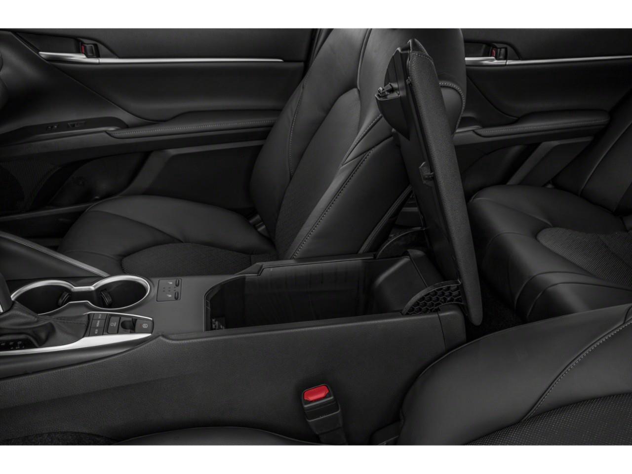 2021 Toyota Camry XLE Photo