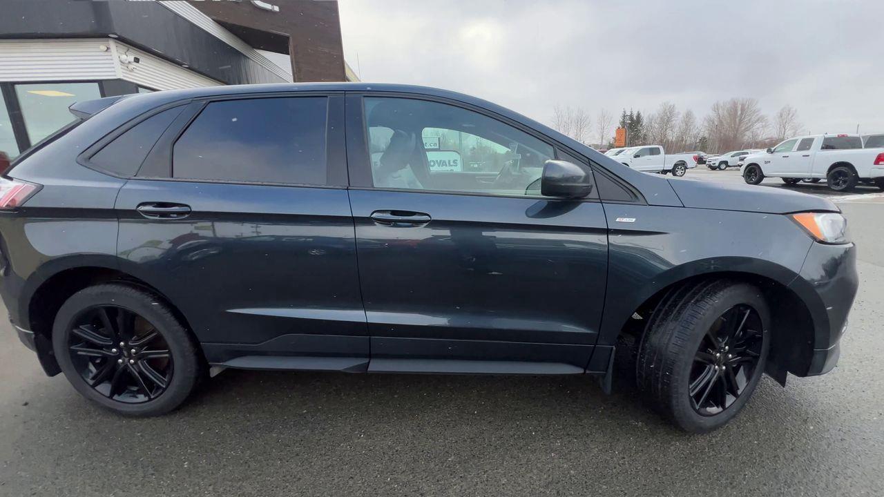 2022 Ford Edge SEL AWD, MOONROOF, SIRIUS XM, HEATED LEATHER SETAS, HEATED STEERING WHEEL, POWER LIFTGATE!! Photo