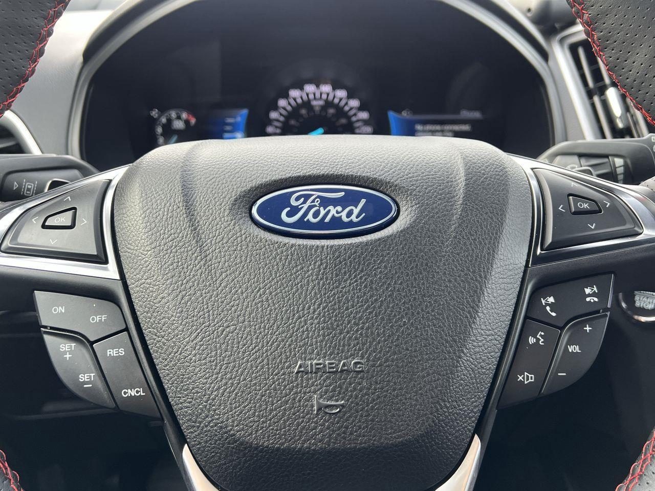 2022 Ford Edge SEL AWD, MOONROOF, SIRIUS XM, HEATED LEATHER SETAS, HEATED STEERING WHEEL, POWER LIFTGATE!! Photo