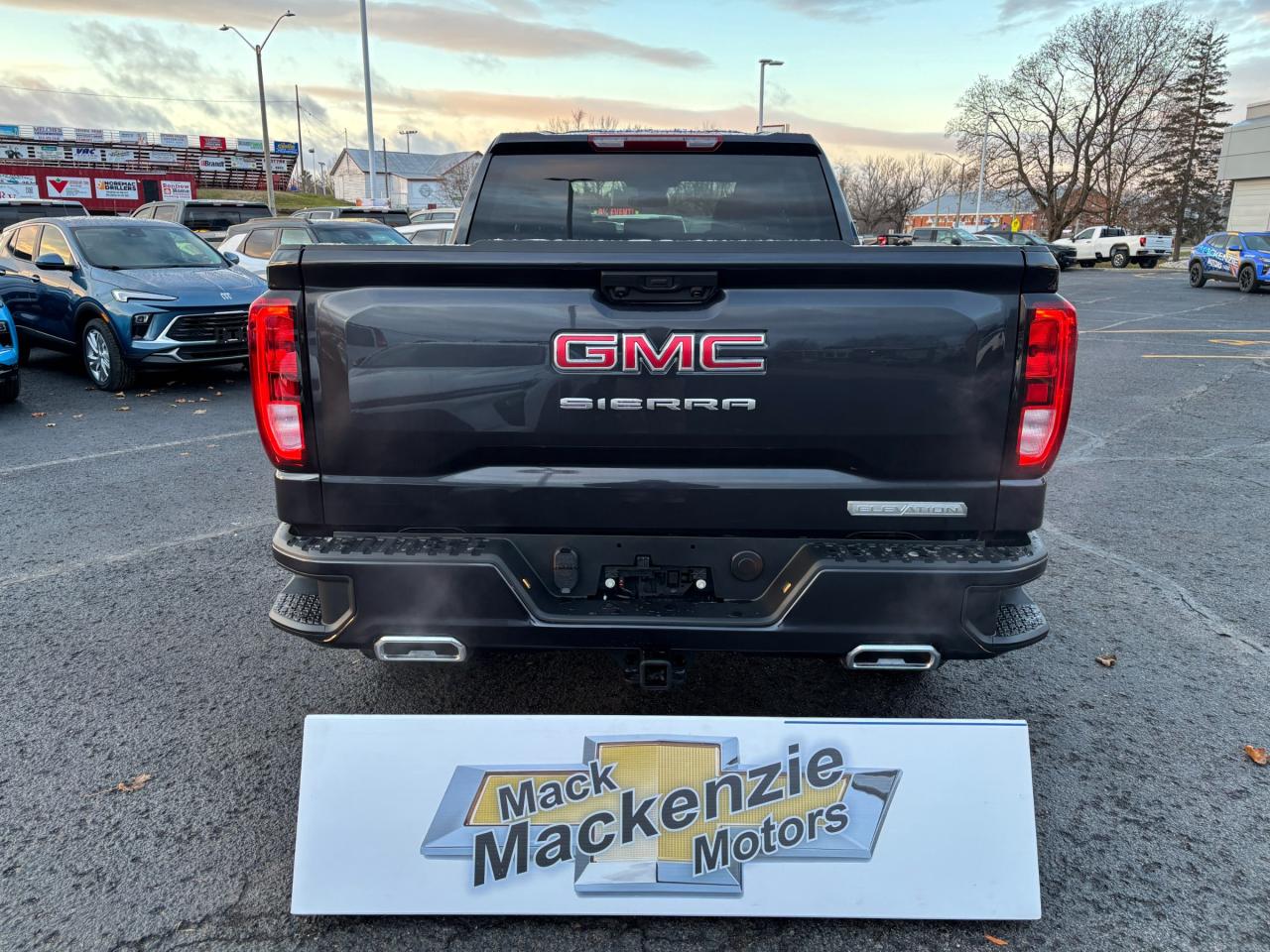 2026 GMC Sierra 1500 2026 GMC Sierra Elevation Double Cab 4WD Photo