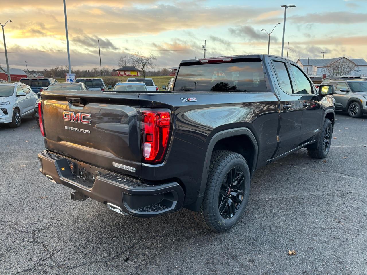 2026 GMC Sierra 1500 2026 GMC Sierra Elevation Double Cab 4WD Photo