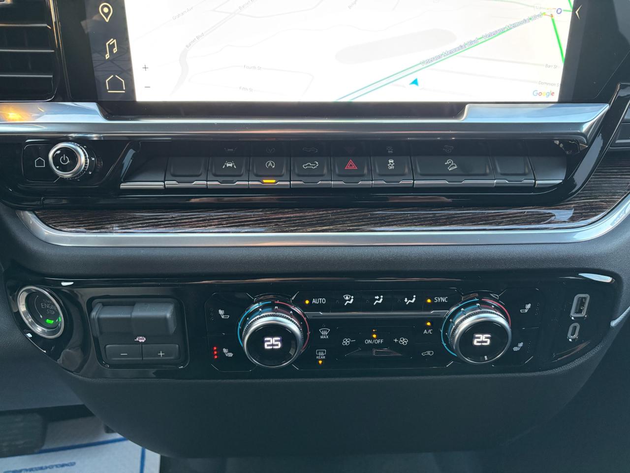 2026 GMC Sierra 1500 2026 GMC Sierra Elevation Double Cab 4WD Photo