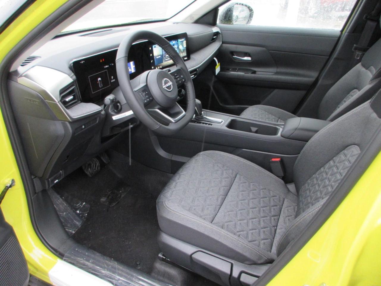 2026 Nissan Kicks SV Photo