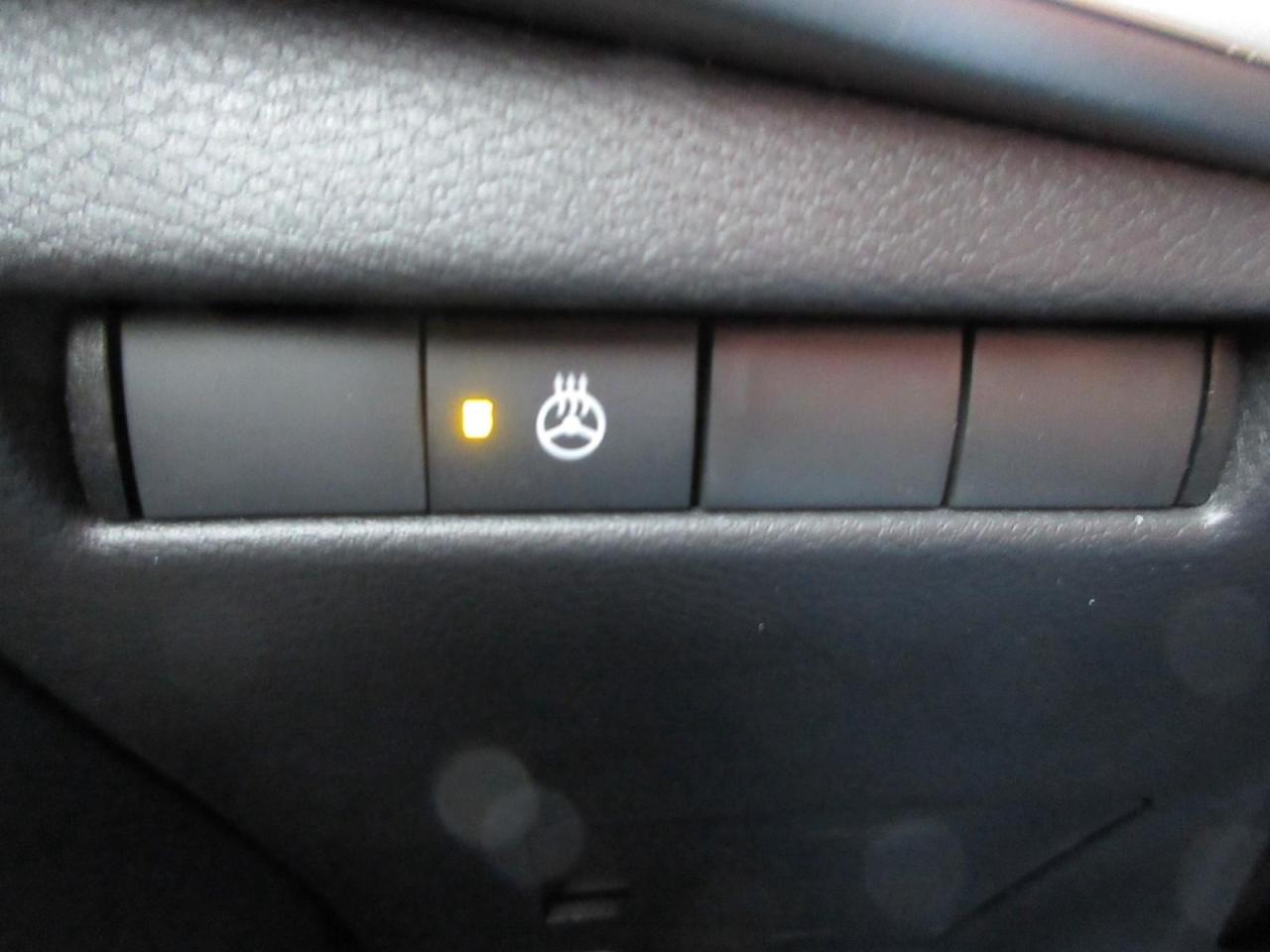 2026 Nissan Kicks SV Photo