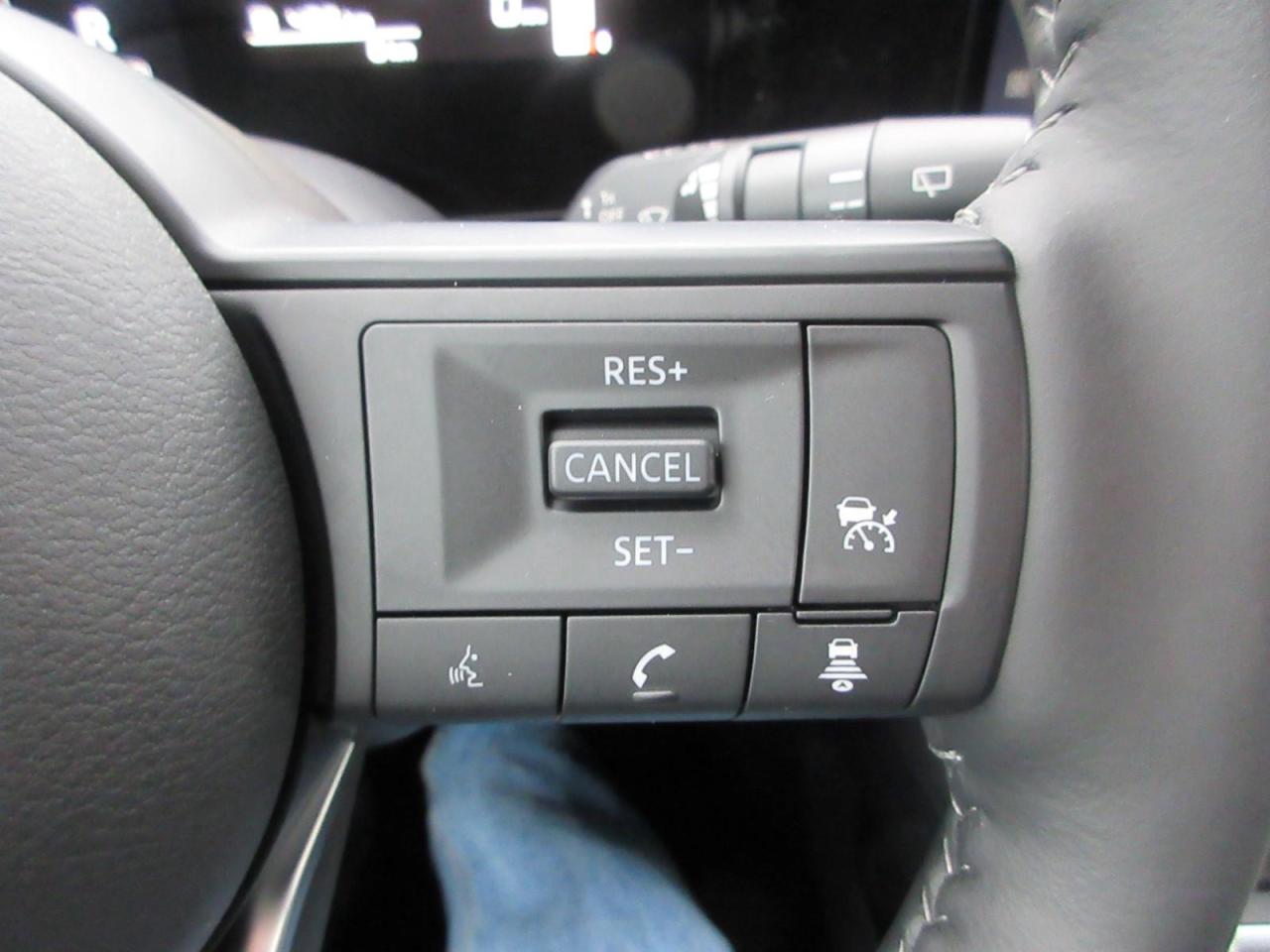 2026 Nissan Kicks SV Photo