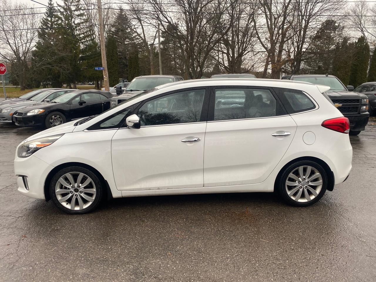 2015 Kia Rondo EX LUXURY - Photo #4