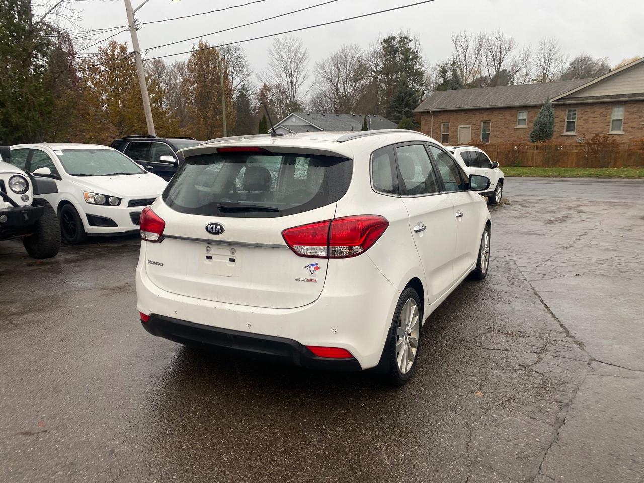 2015 Kia Rondo EX LUXURY - Photo #7