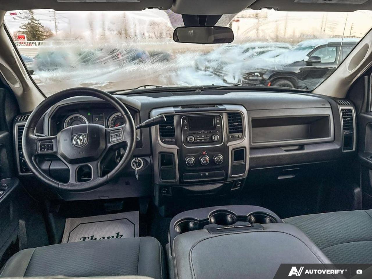 2015 RAM 1500 ST / NO ACCIDENTS / CRUISE / PWR OPTIONS / 5.7L Photo