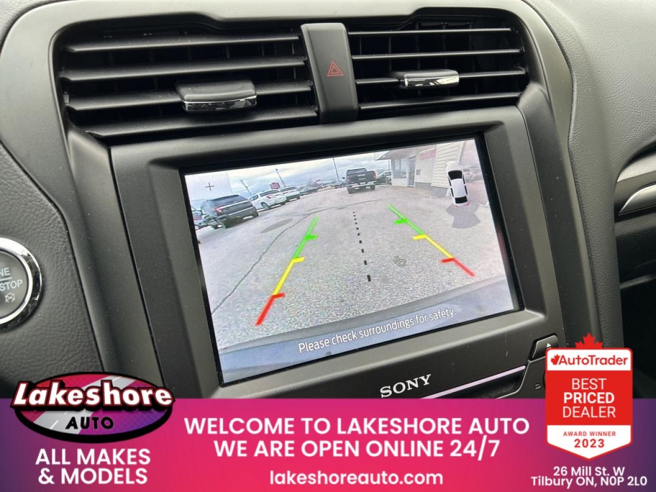 2019 Ford Fusion Hybrid Titanium Photo