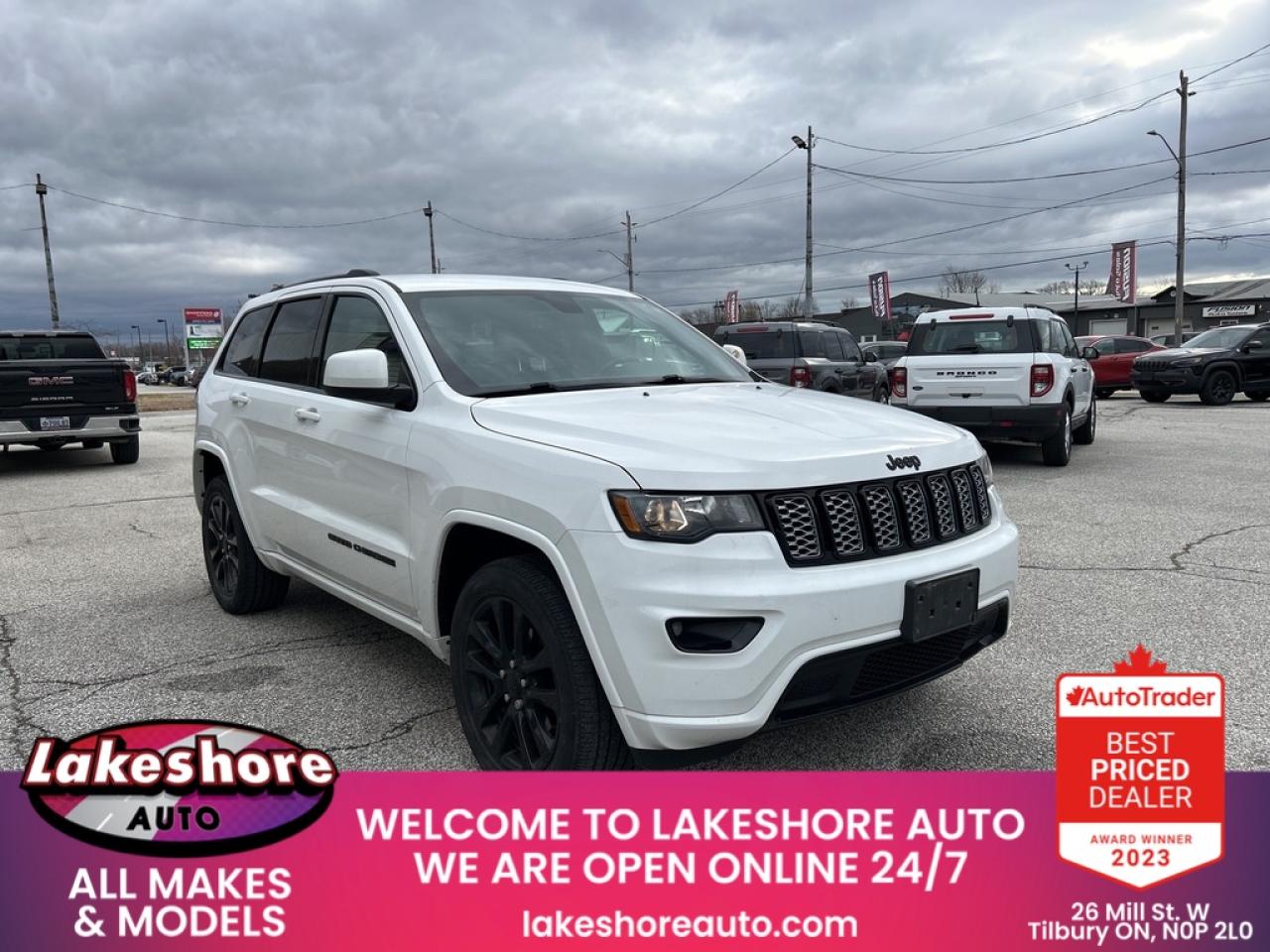 2019 Jeep Grand Cherokee Laredo Altitude Photo4