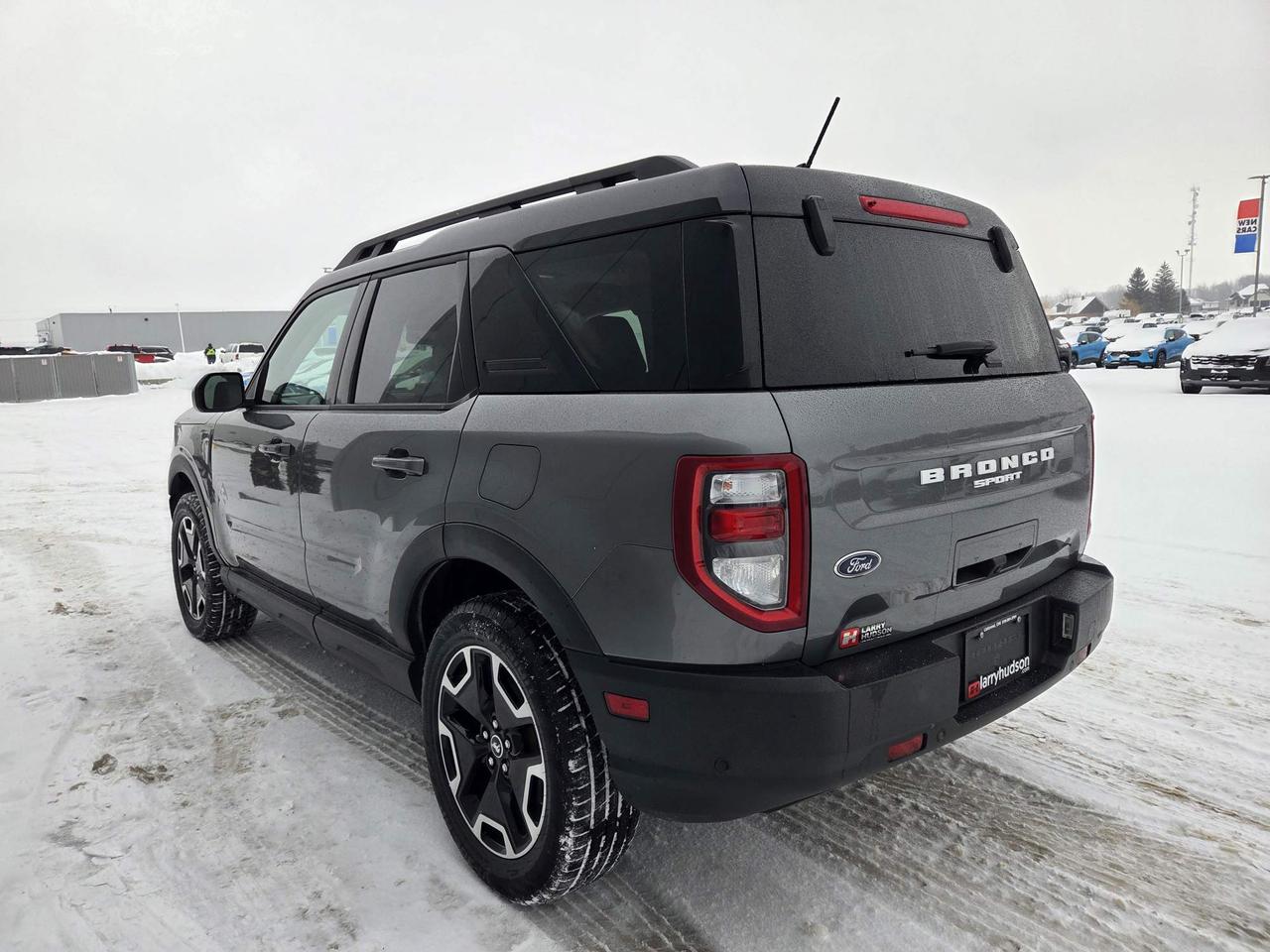 2024 Ford Bronco Sport Outer Banks | AWD | Remote Start | 18" Wheels Photo
