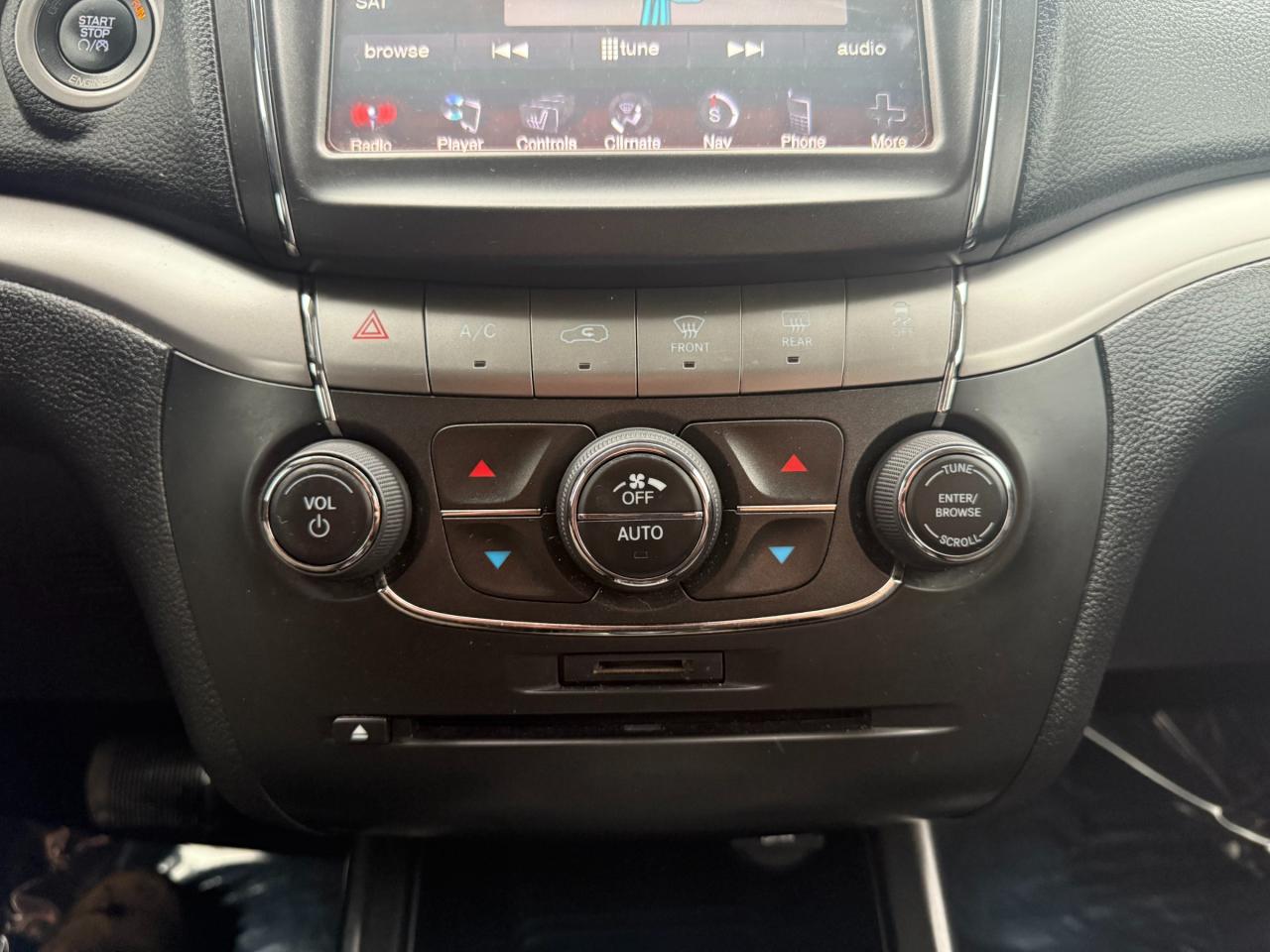 2016 Dodge Journey Crossroad Photo